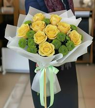 Букет цветов из:  Хризантемы и Розы в Ростовe-на-Донy