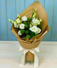 Букет цветов из:  Хризантемы и Лизиантусы #REPLACE_PRED# Ростовe-на-Донy